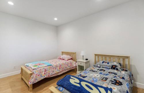 Mountain and Lake View Rexford Estate on 28 Acres! - Foto 25