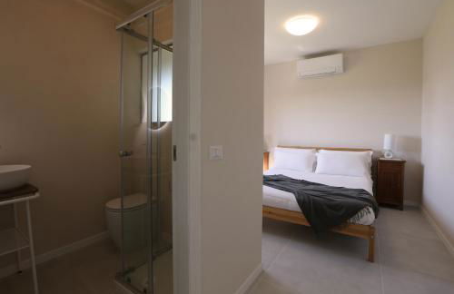 Casale Medi - Nuove ed eleganti case con giardino, vista e piscina condivisa - Foto 6