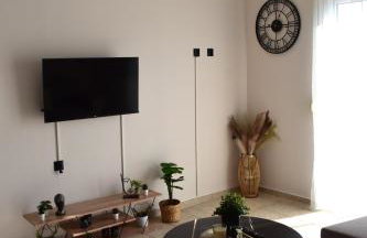 Pnoe Apartments - Photo 15