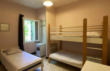 Maison charmante à Orgnac-l'Aven avec piscine partagée. - Photo 44