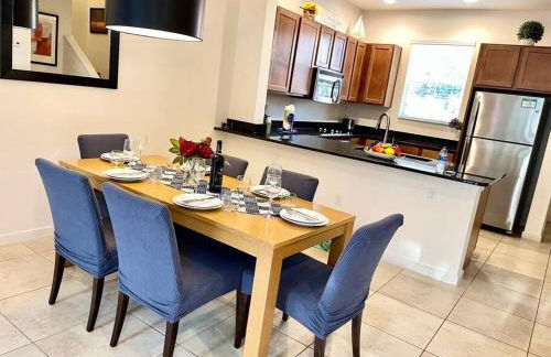 AMAZING vacation house .Mins to Disney Regal oasks - Foto 11