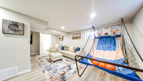 Walk to Lake Pet-Friendly Cottage in Jamestown! - Foto 2