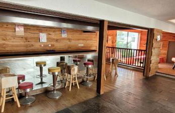 T2 classé 3 étoiles coeur de village et Piscine ext - Foto 10