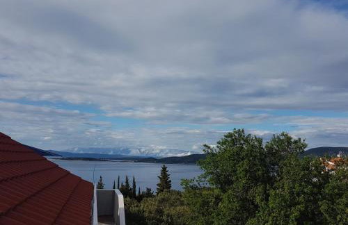 Captain's Attic - Photo 33