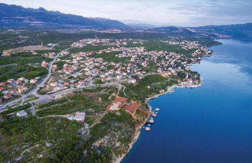 Four-Bedroom Holiday Home Lovinac With An Outdoor Swimming Pool 09 - Foto 59