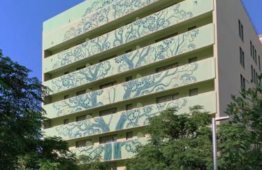 Aparthotel Aura Park Fira Barcelona - Photo 16