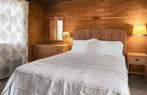 Awendaw Retreat 2 BR Cottage BBQ & Fire Pit - Foto 2