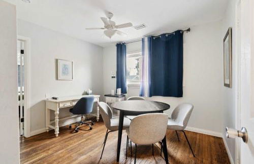 O-Side Beach Bungalow with Jaccuzi Blocks to beach - Photo 18