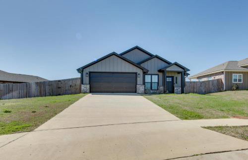 8 Mi to State Park Home with Fenced Yard in Lindale - Foto 2