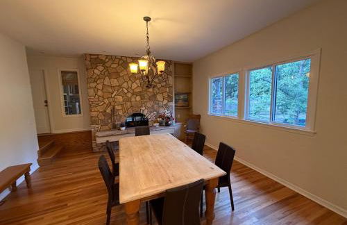 Family Nature Retreat Near LA with Indoor Grotto Pool - Foto 10