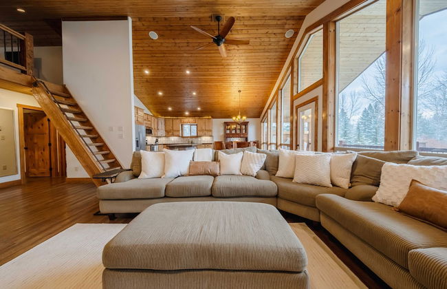 Flathead River Retreat For 15! - Foto 14