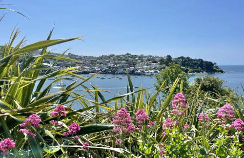 Enchanting Harbourside Cottage with Panoramic Views - Foto 33