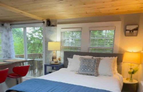 Cheerful Cottage Close to Everything 13 - Foto 1