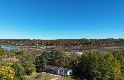 White Birch - Riverfront and Newly-Remodeled! - Foto 6