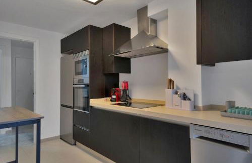 Tropical Chic Apartment in San Pedro Marbella - SAN MARINO III - Photo 19