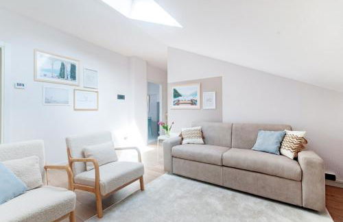 The Lake Suite Fiumelatte - Lake front apartment - Foto 8