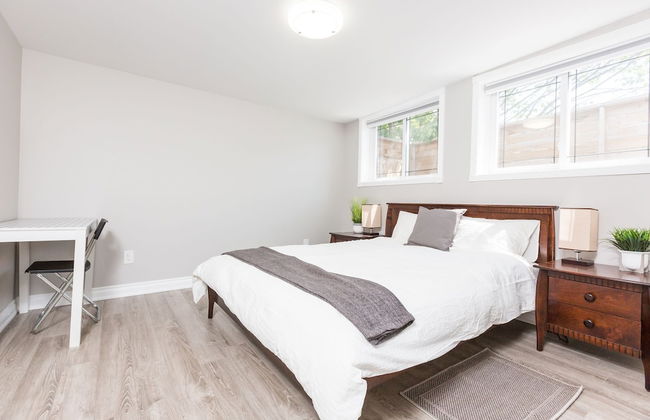 Applewood Suites - Annex Coachhouse Loft - Foto 3