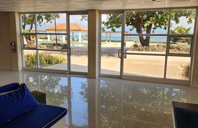 Balcony Breeze @ Bayfront Villas Portmore - Foto 2