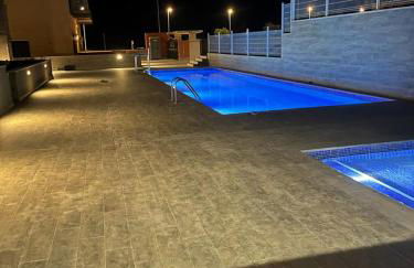 Ático con Piscina Privada y zona Chill Out - Foto 20