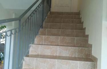 Comfortable Apartment Close to the Airport - Photo 18