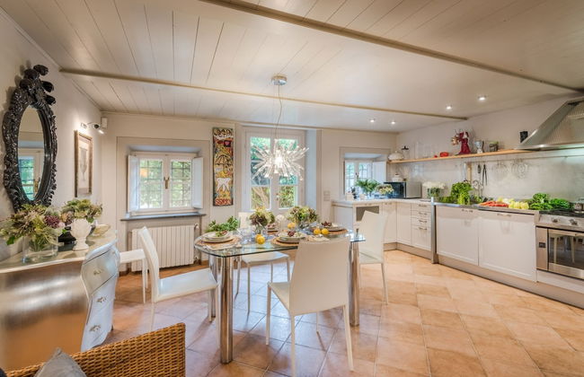 La Chiesetta an Antique Church With Pool - Photo 7