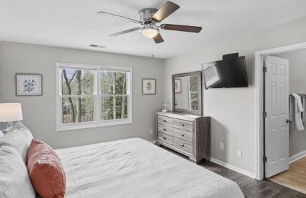 Porch Paradise by Avantstay New Pool, Firepit - Foto 54