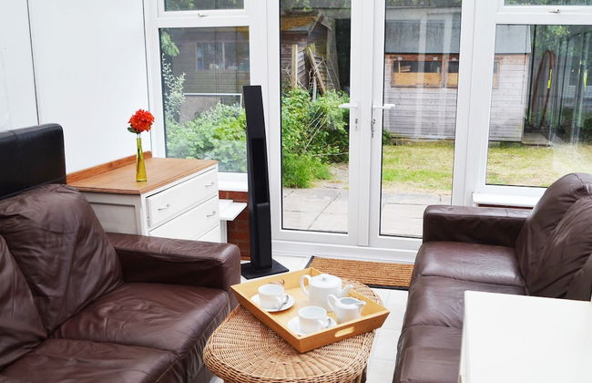 No 40, 5 beds, sleeps 7 - Photo 1