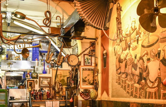 Vintage Charm 1BR Apt w Balcony & View - Foto 21