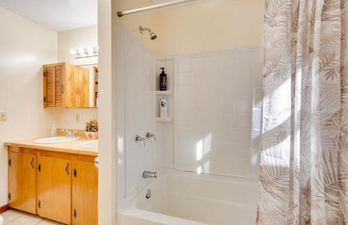 Peaceful Horseheads Hideaway with Deck and Yard! - Foto 19