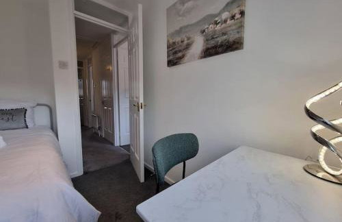 Charming 3Bed House in Strood - Foto 24