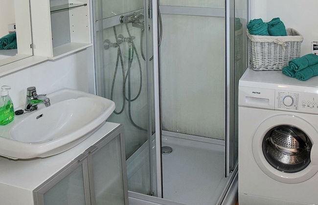 8 Person Holiday Home in Uggdal - Foto 18