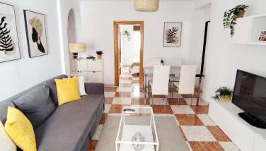 Amplio apartamento de 3 Habitaciones en el Centro de Málaga - Foto 2