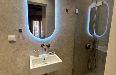 ARGO Luxury Suites - Photo 12