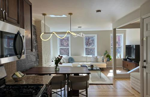 NEW! Historic Townhouse-14 min to WTC - Foto 15