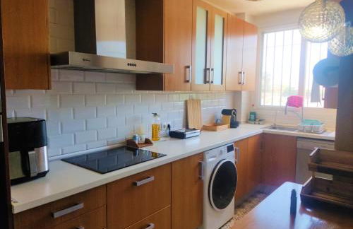 BrisaMar I en segunda línea de playa & priv parking - Photo 6