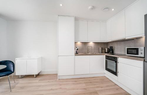 Citystay Living - Finch House - Photo 10