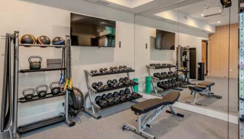 Edgewater Apt with Free Parking Gym Modern Living - Foto 4