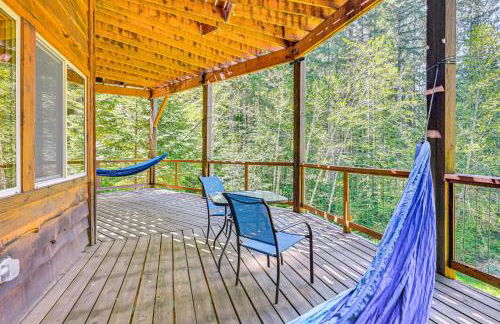 Grizzly Tower Packwood Cabin with Hot Tub! - Foto 28