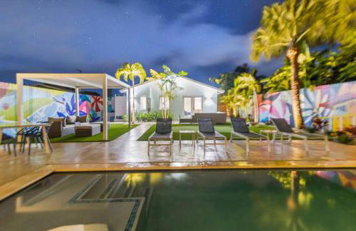 Exclusive Oasis, Exotic Pool & Miami Inspired Art - Foto 14