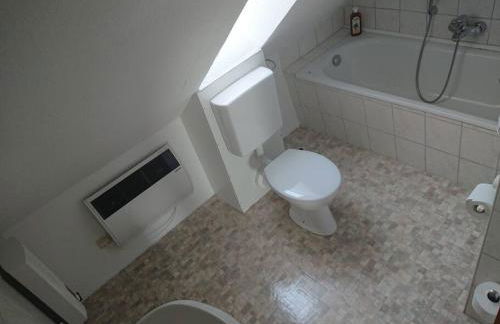 "Giseldas Rosen" - Allergikerfreundliche Ferienwohnung mit Wintergarten - Foto 17