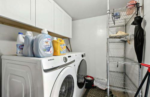 Marbella Lane - 3BR Penthouse Executive Suite, SFO, Parking - Foto 114