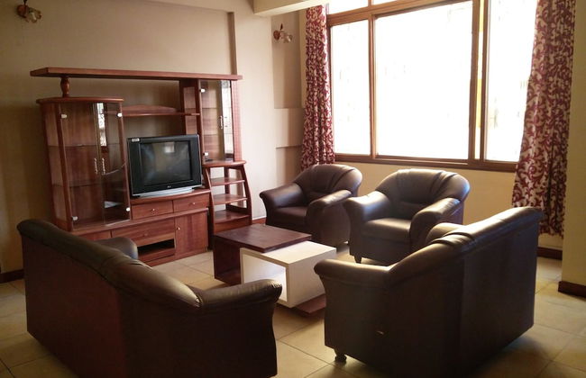 City Centre Apartments - Photo 9