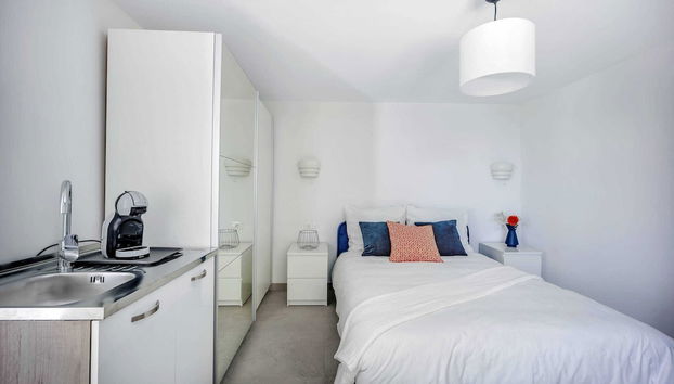 Elegant Tranquil Okrug Gornji Apartments - Foto 2, Habitación