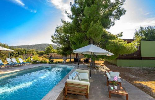 Cozy and Chic Little House with Pool Ivinj-2 - Foto 19