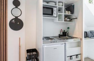 D52 - DAS BUSINESSAPARTMENT --- 2 Minuten vom Flughafen entfernt - Foto 4