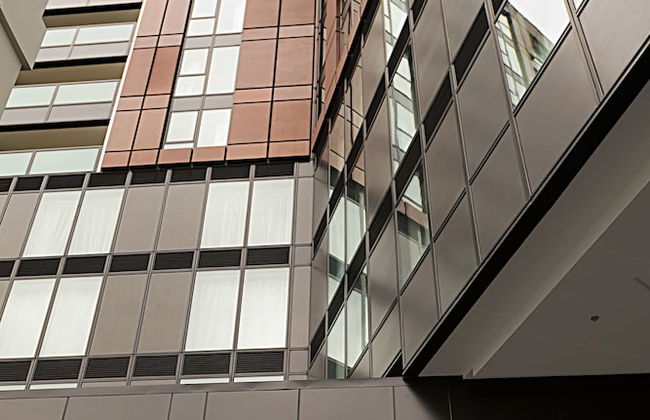 Ramada Suites By Wyndham Victoria Street West - Photo 2