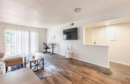 Quiet 2 BR APT - Near Hospitals - Free WiFi - Foto 1