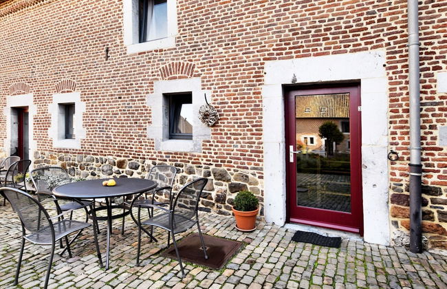 Pleasing Holiday Home in Richelle With Garden, Terrace, BBQ - Photo 1