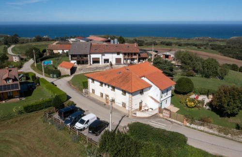 Apartamento Rural Sanvi A - terrace and views of the Picos - Foto 13