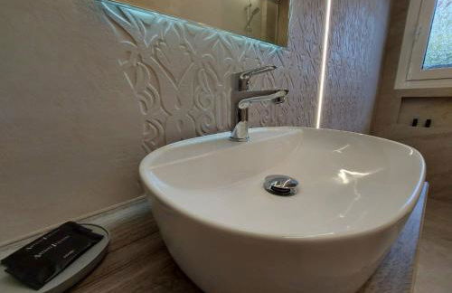 Veria Panorama Luxury Suite with Garden 2 - Photo 17